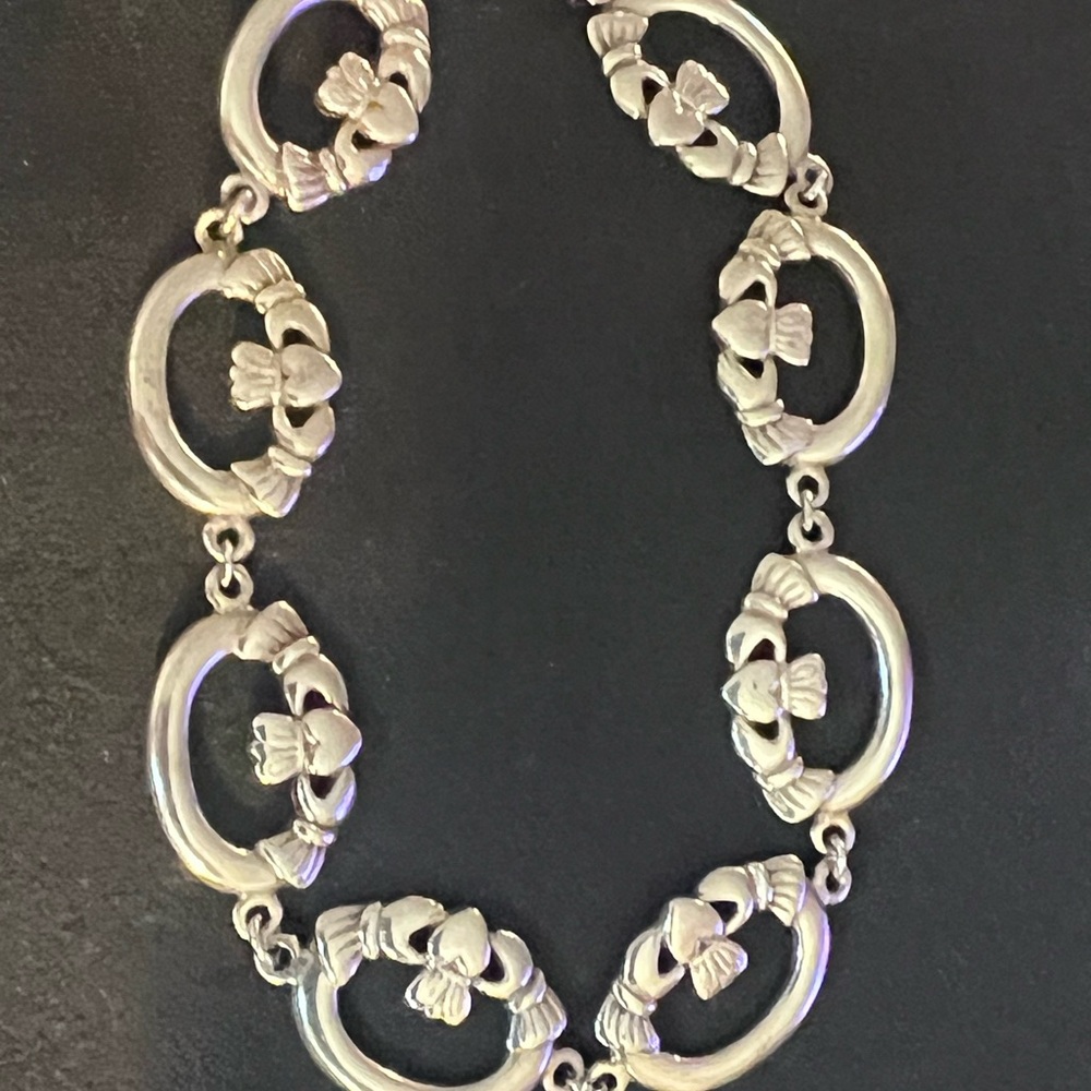 Sterling Silver Claddagh Bracelet